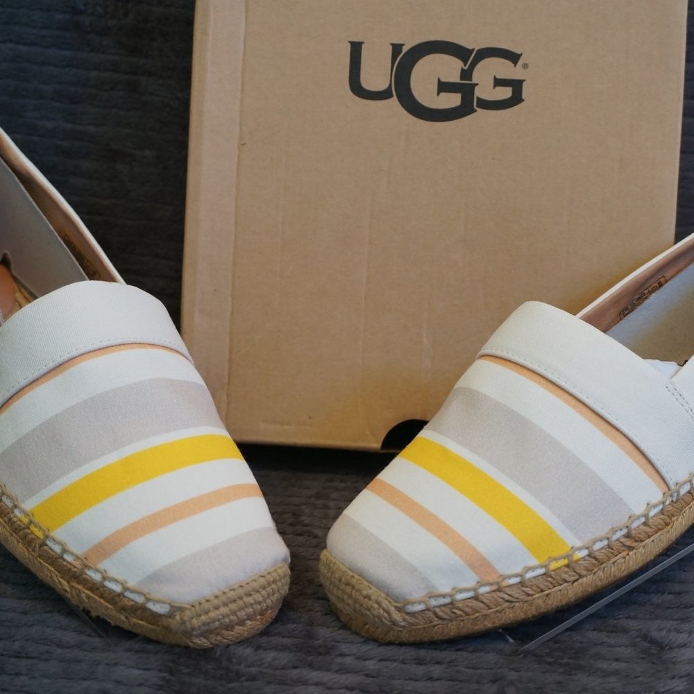 UGG - RENADA STRIPE FLATS  NEW